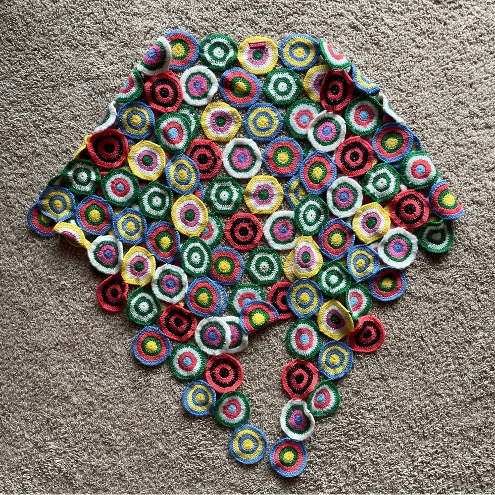 Colorful Crochet Circle Pattern Scarf - Picture 1 of 4